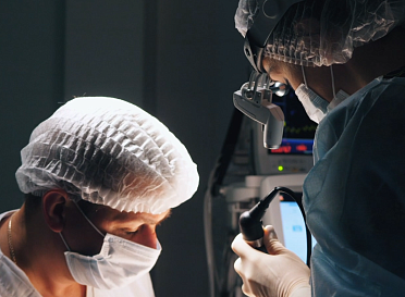 В «СМ-Клиника Северо-Запад» развиваются эндоскопические методы лечения в офтальмологии.