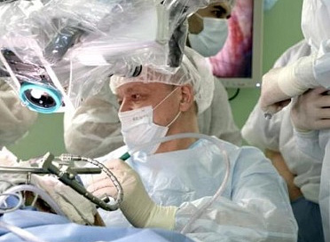 Успешная операция по удалению сложнейшей опухоли головного мозга 