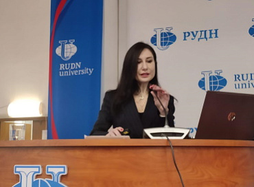 Директор департамента обучения "СМ-Клиника" приняла участие в Пленарном заседании "Перспективы медицинского образования в современных реалиях"
